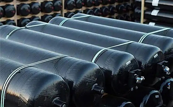 儲氫氣瓶.jpg 儲氫氣瓶.jpg